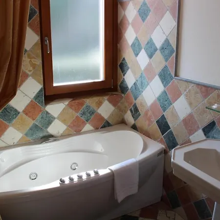 Elite Gæstehus Limone sul Garda