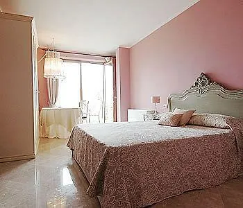 Elite Affittacamere 3*